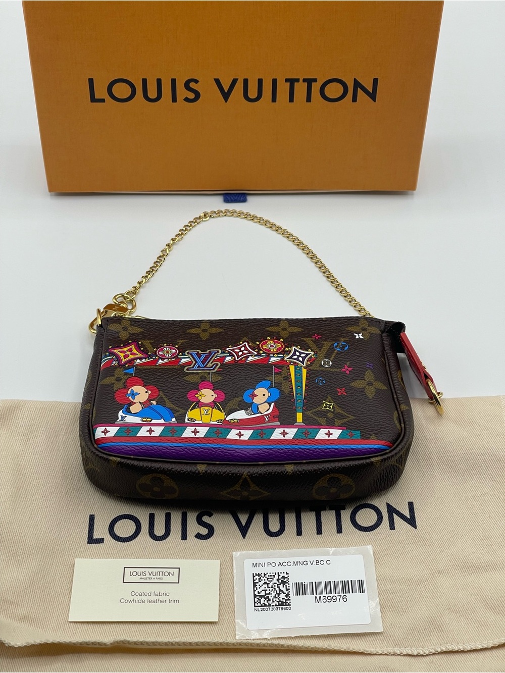 Louis Vuitton Vivienne Pochette Mini Accessories Limited Edition 2020 Pouch LV